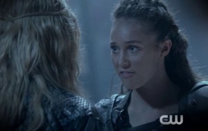 The 100 2x12 Lexa et Clarke