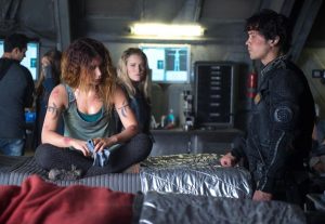 the 100 4x03 photo Luna bellamy clarke