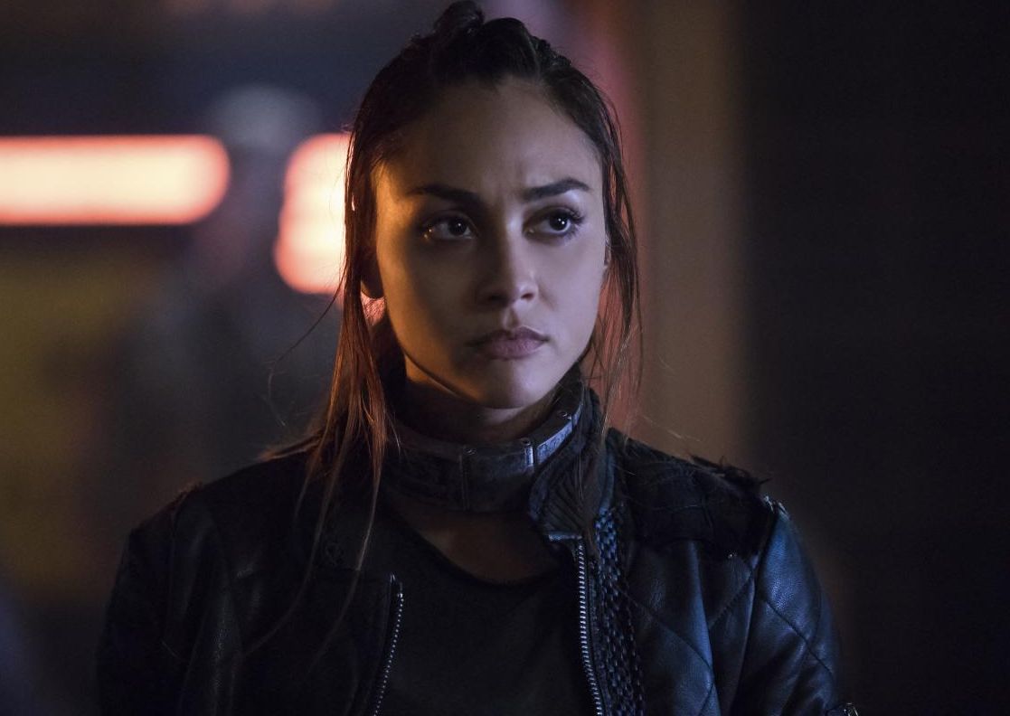 The Chosen Saison 2 En Français the 100 5×07 Raven photo | The 100 France